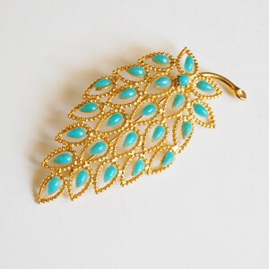 Vintage 70s Ornate Brooch Faux Persian Turquoise Gold Tone Leaf image 8