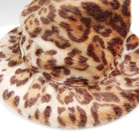 Vintage Faux Leopard Fur Hat Early 1960s Made for… - image 7