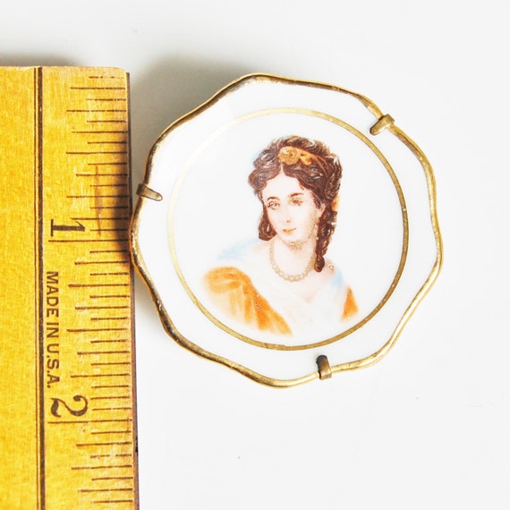 Vintage 1950s Limoges Porcelain Plate Brooch Fren… - image 3