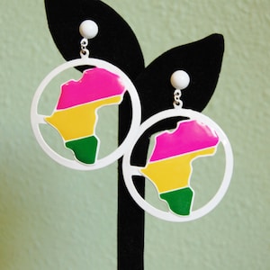 1980s Enamel Metal Earrings Vintage African Continent Backwards New Wave Pink White Yellow Green