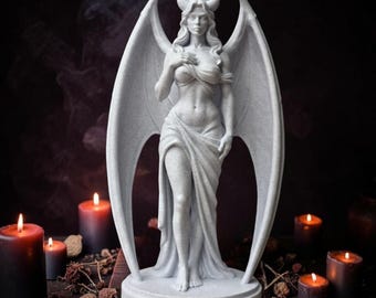 Lilith Statue, Lilith Goddess Dark Feminine Decor, Winged Demon Figure, Pagan Witch Altar Gift