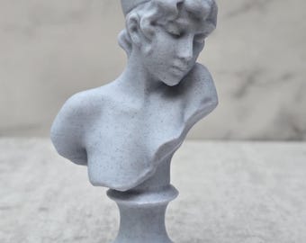 Sappho Bust Statue – 3D Printed Greek Sculpture | Modern Classical Decor for Home or Office