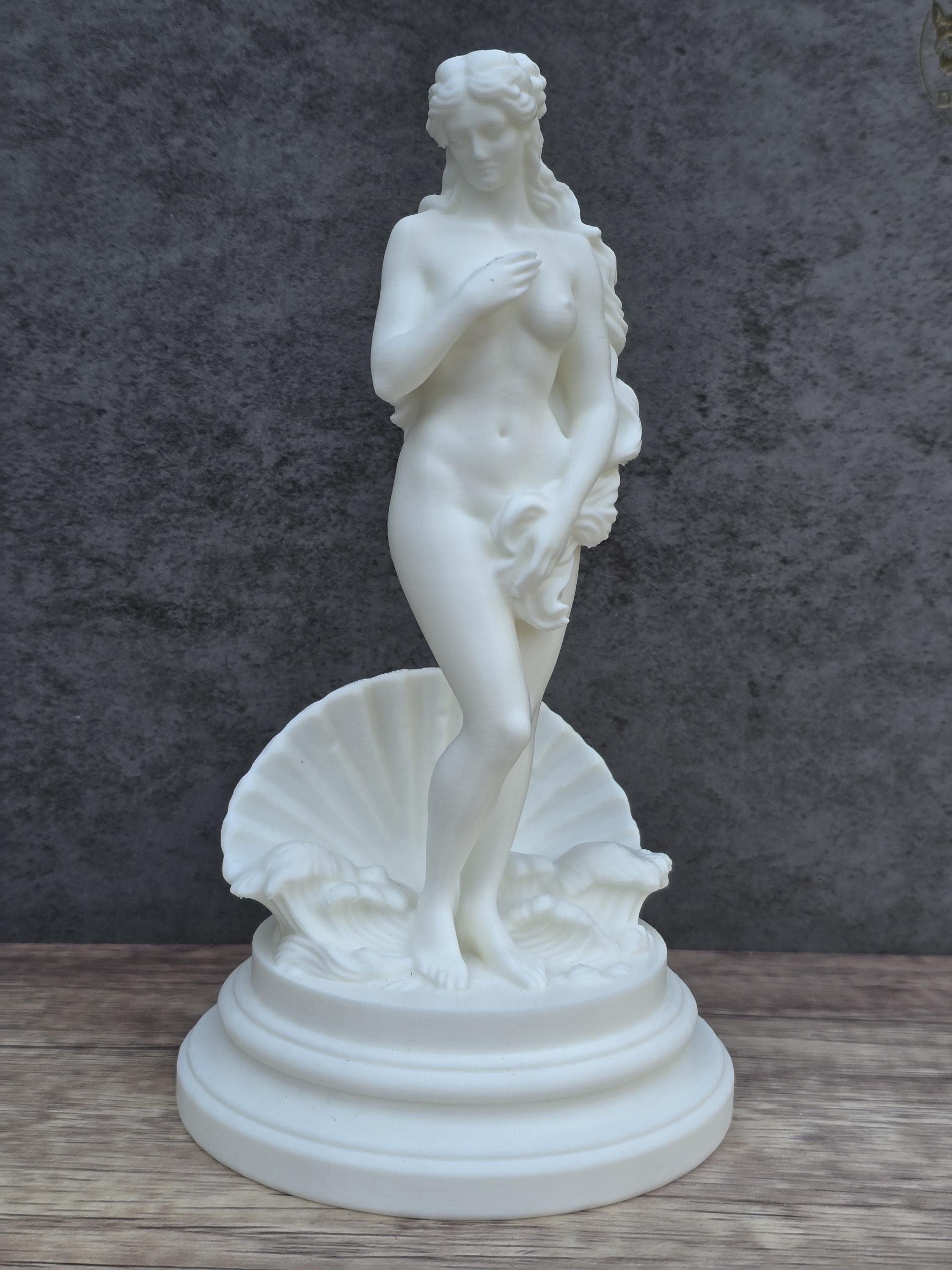 Aphrodite sculpture - Etsy 日本