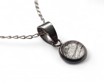 Etched Meteorite Pendant – Real Iron Meteorite Necklace – Widmanstätten Pattern Meteorite – Space Jewellery – “Cosmic Dot”