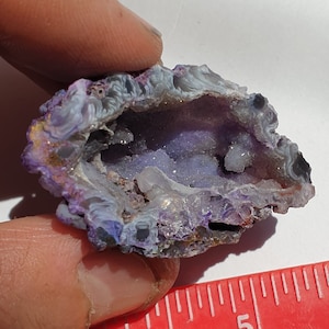 Super Shimmery Agate Geodite - 4cm