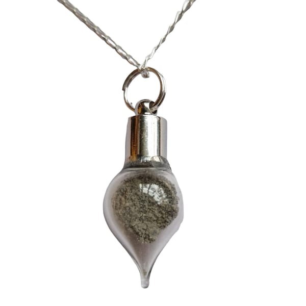 Mount St Helens Volcanic Ash Necklace -  Teardrop Shape  - Great Presentation - NEW