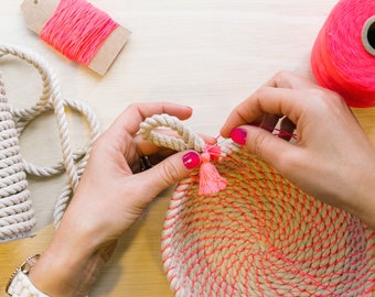 DIY Coil rope bowl tutorial and materials. Woven rope basket making kit and instructions DIY