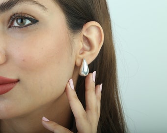 Sterling Silver Hollow Raindrop Teardrop Earrings Sterling Silver Hollow Raindrop Teardrop Earrings