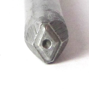 Diamond Shape Stamp, 5 x 4mm Metal Stamp, Charm Making, Pendant Stamping, Silver Stamping, Jewelry Making Tools, Jewelry Supplies, Romazone bild 1