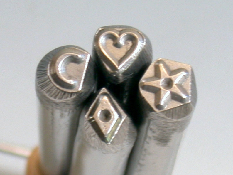 Diamond Shape Stamp, 5 x 4mm Metal Stamp, Charm Making, Pendant Stamping, Silver Stamping, Jewelry Making Tools, Jewelry Supplies, Romazone bild 2