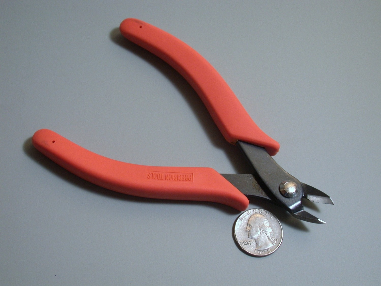 Heavy Duty Wire Flush Cutters Works Well for 12 or 10 Gauge Copper Sterling  Extra Long Handles for Leverage 