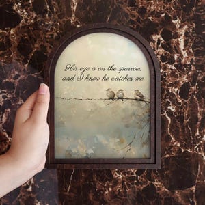 Lienzo «Su mirada está en el gorrión» / Arte mural cristiano / Letrero con versículo bíblico inspirador / Regalo religioso de bautismo / Decoración del hogar con temática religiosa