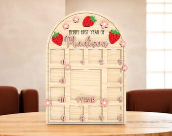 Marco de fotos de bebé con fresas para su primer año / Tablero de hitos mensuales con bayas / Recuerdo de fotos de 12 meses / Regalo personalizado para niña