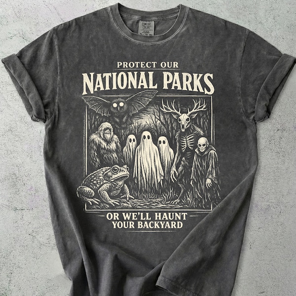 Camiseta "Protege Nuestros Parques Nacionales", camiseta "Cryptid", calavera de Wendigo fantasma de Bigfoot Mothman, Comfort Colors®