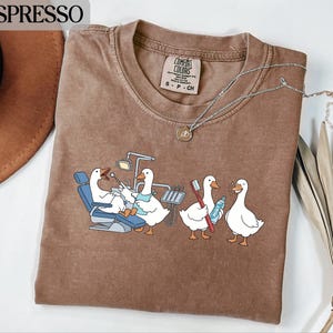 Goose Dentist Comfort Colors® T-Shirts, Funny Dentist, Goose Lover TShirt, Dental Hygienist Gift, Dental Student Tee, Dentist T Shirts