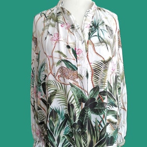 Vintage viktorianischer Stil Blumenbluse, elegante Damenbluse, langärmliges Oberteil, locker sitzendes, schickes Hemd M-L DDP inklusive