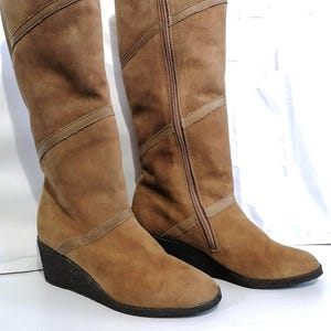 Vintage Brown Suede Leather Boots  EU 39  /UK 7.5 / US 9.5 Cherokee Wedge Boots Faux Fur lining Hippie Boho Boots 70s style, ddp included