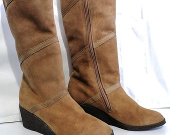 Rare Vintage 70s Cherokee Faux SHEARLING Lace up WEDGE BOOTS  display picture 1