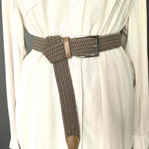Vintage geflochtener Boho Gürtel, 80er Jahre Stil Gürtel, gewebter Gürtel mit klassischer Schnalle, beige/braun/grün/ schwarzer Gürtel, Sommergürtel