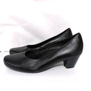 Vintage Pumps Size  EU 39 / UK 6.5 / US 8.5 Black Leather Pumps with low Heels, Black Classic Pumps, Office  Heels, Formal Ladies Heel