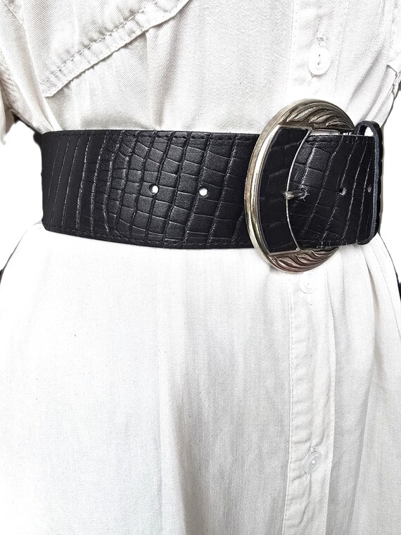 Vintage 90s Black Croco Embossed Genuine Leather Belt Boho  display picture 3