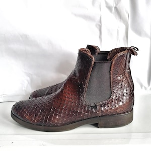 Extravagant Brown Chelsea Leather ankle boots Size 39 EU/UK 6 /US 7.5 ,snake leather boots,slip on ankle boots,almond toe chunky heels boots
