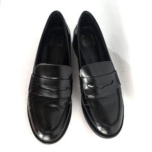Vintage Penny loafers ,black genuine Leather classic loafers , size EU 38 / UK 5 / US 7 ,round toe loafers ,ddp included