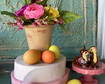 Floral Arrangement Flower Arrangement Terra Cotta Vase Daffodild Ranunculus Pansies Berries Chick Yellow Pink