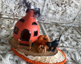 Abóboras com personalidade da Gourd Grove Homestead para decoração de Halloween: Abóboras com Gato Preto
