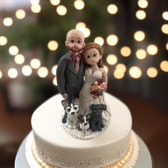 Personalized Wedding Cake Topper: Bride, Groom & Pet Figurines ...