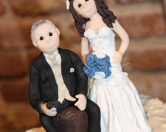 Unique CAKE TOPPER with Bride And Groom Polymer Clay Figurine For Small Wedding Cake By Lynn's Little Creations