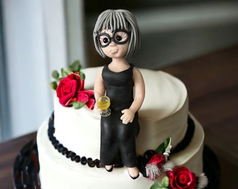 Customized people cake toppers. Perfect centerpiece decor for your special cake