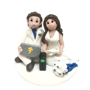 Custom cake topper, Gamer&#39;s wedding cake topper, Bride and Groom cake topper, Mr and Mrs cake topper, personalized cake topper DEPOSIT ONLY