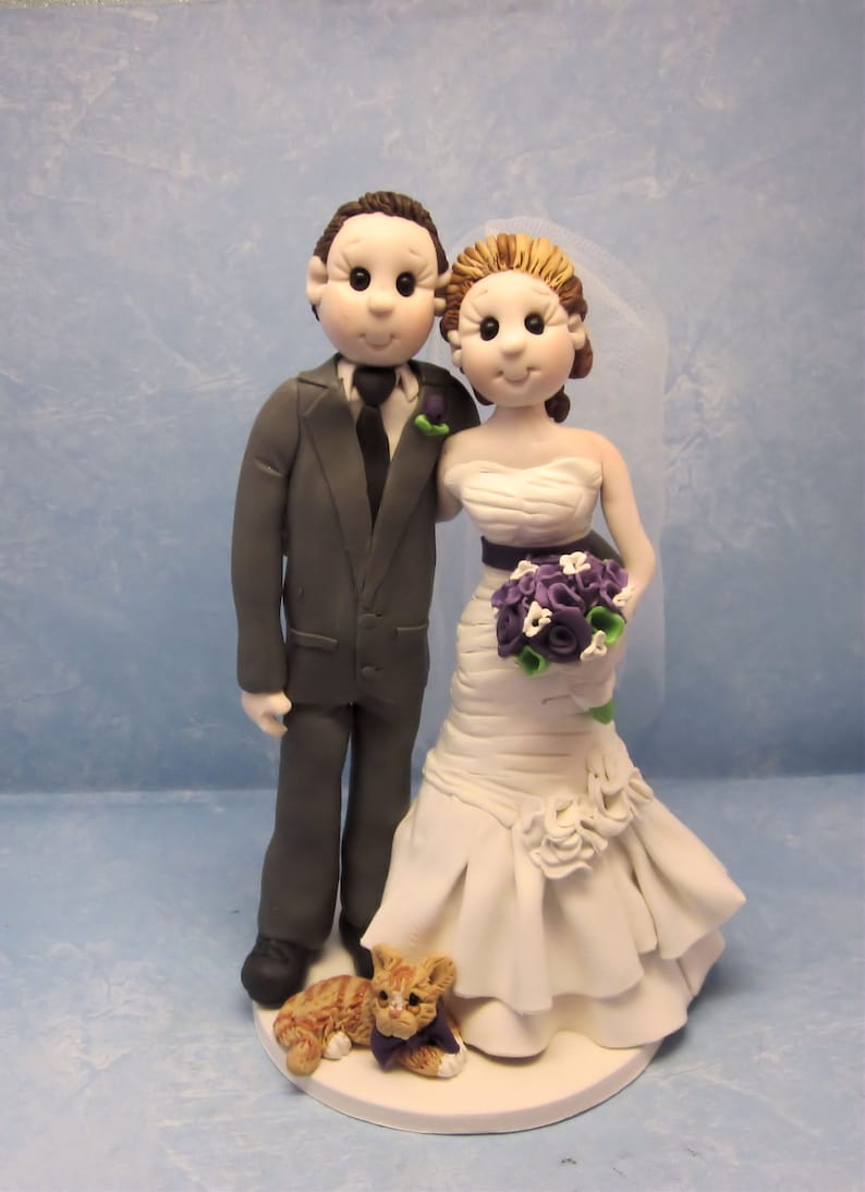 Bride and Groom with Cat Wedding Cake Topper, Custom wedding cake topper, personalized cake topper, Mr and Mrs cake topper DEPOSIT ONLY image 1