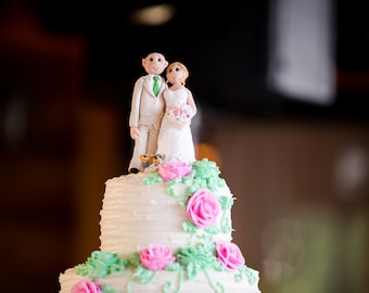 Custom wedding cake topper, personalized cake topper, Bride and groom cake topper, Mr and Mrs cake topper DEPOSIT ONLY