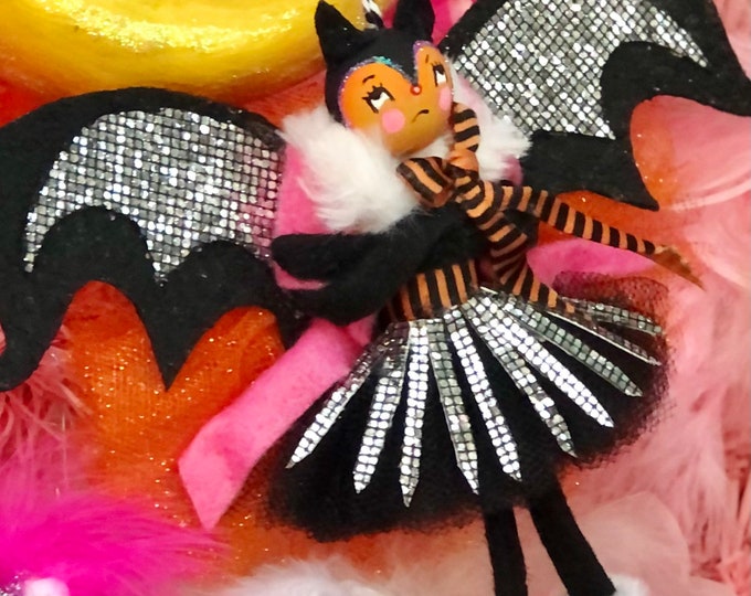 Bat Ornament Halloween Bat Vintage Retro Inspired Halloween Decor Sugar ...
