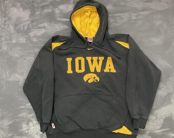 vintage Nike Iowa Hawkeyes black and yellow pullover hoodie men medium 2000s y2k