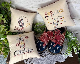Hand Embroidered Patriotic Mini Pillow Set, Americana Tiered Tray Decor