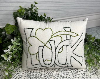 St. Patrick's Day Mini Pillow Tuck, Luck of the Irish, Shamrock Pillow, St. Patricks Decoration, Spring Decor, Green