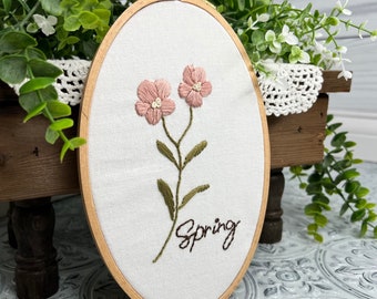 Spring Floral Embroidery Hoop, Spring Decor, Farmhouse Table Decor