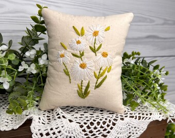 Farmhouse Daisies Mini Pillow, Spring Tiered Tray Decor