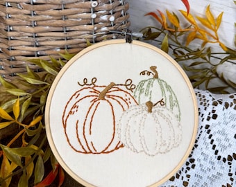 Hand Embroidered Pumpkin Hoop, Neutral Fall Pumpkin Decor, Autumn Farmhouse Thanksgiving Decoration