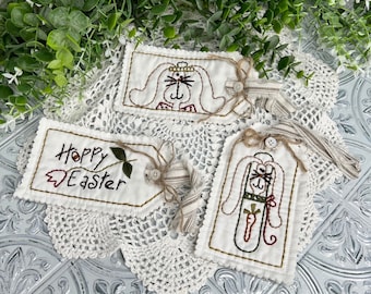 Fabric Gift Tag Set of 3, Happy Easter Rabbit Tags, Easter Decor, Farmhouse Shelf Peg Rail Decor