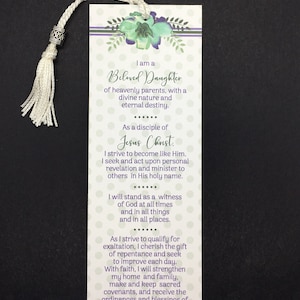 5 pk  New Young Women theme Bookmarks