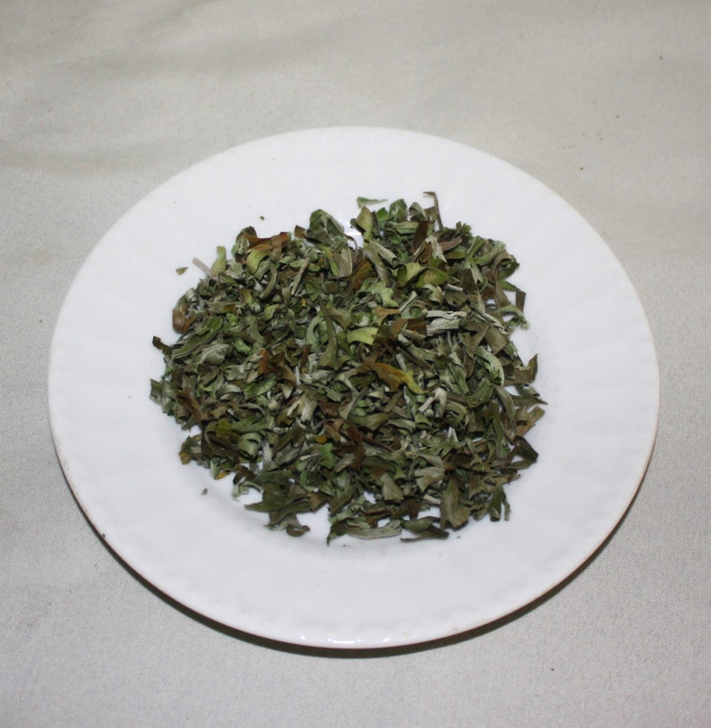 Dried Mugwort Leaves image 3