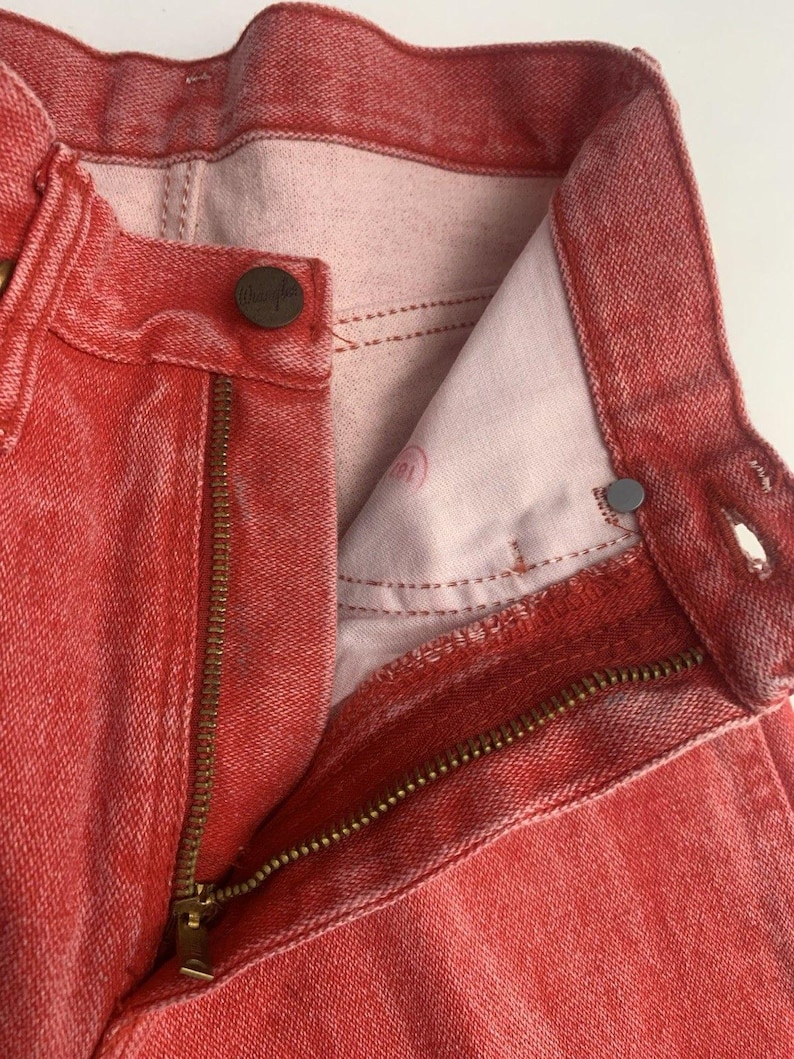Jean VTG Wrangler pour femme 1 x 34 coupe cowboy, délavé à l'acide occidental rouge-orange Rodeo image 10