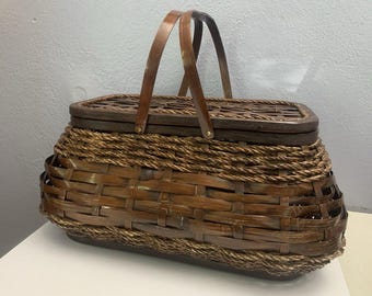 Vintage Primitive Folk Art Wicker Rope Rattan Lidded Picnic Basket 11x20x14"