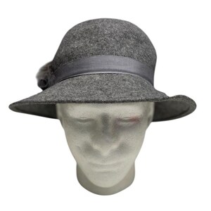 Vintage Molded Wool Hat Beanie Beret Cap Sculptural Concave Structured WPL4384 Vintage WPL 4384 100% Wool Fedora Hat Black Felt Made in USA  main image 4
