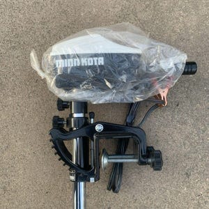 MINN KOTA Weedless 35 Four Speed 17 Lbs. Thrust Trolling Motor 12V Brand New image 4