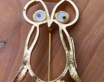 Vintage Signed MR. WE Owl Figural Brooch Pin Googly Moveable Eyes Gold Tone 2"H